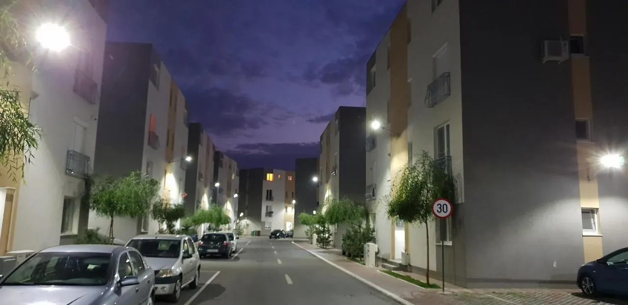 Appartement Lectorului Residence 3 Rooms Colosseum Mall Boekarest Roemenië